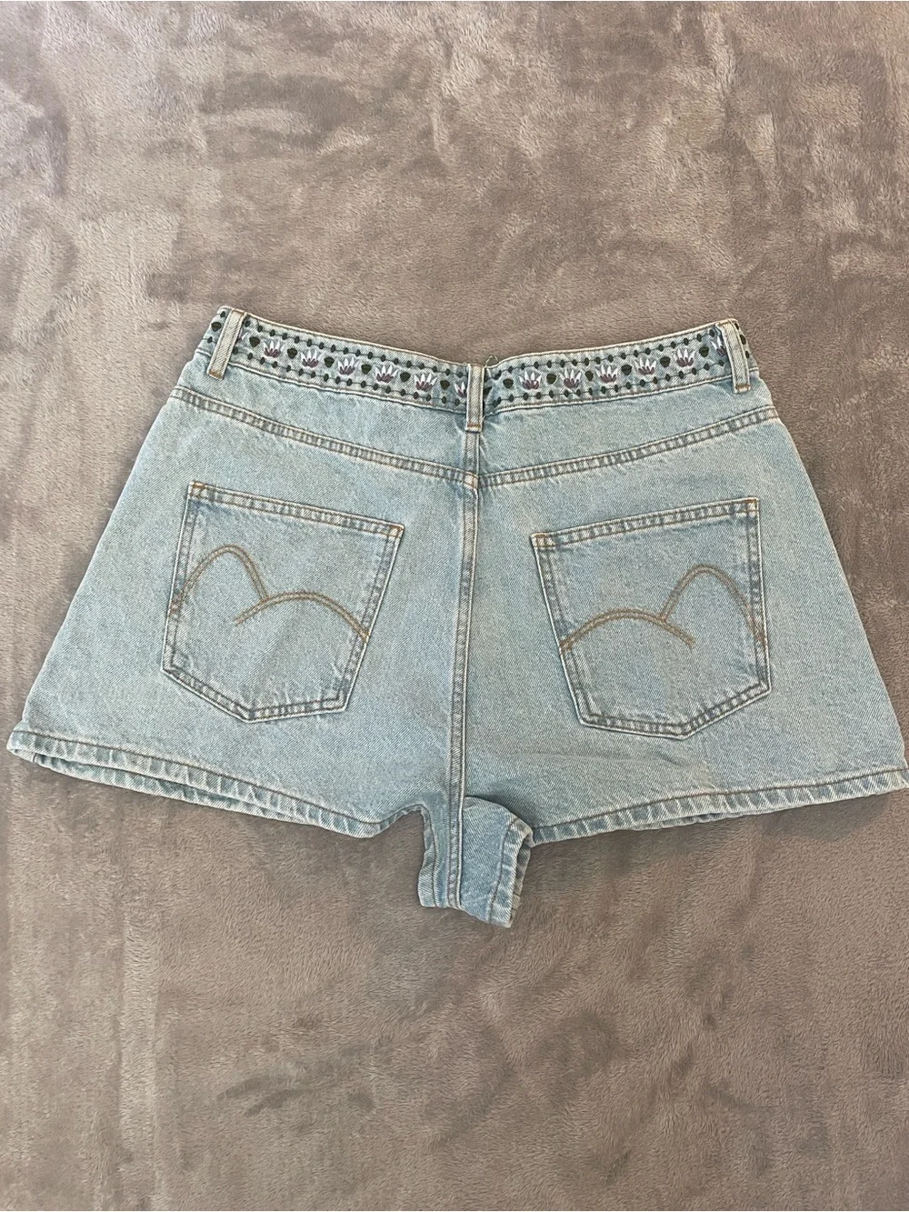 FARM Rio Light Blue Denim Shorts with Multicolor Floral Embroidery Size 31 NWT - Picture 7 of 9